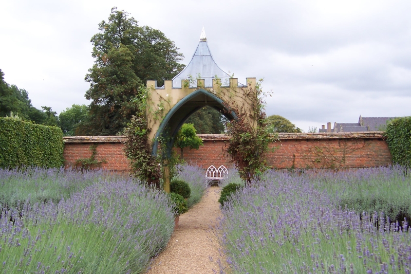 Garten: Coughton Court